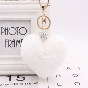 Porte-clés mignon en or pour femmes, en PU souple, avec boule de fourrure en forme de cœur, pompon moelleux, porte-clés de voiture, accessoires de sac - Product Image 6