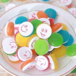 <span class=keywords><strong>Caramelos</strong></span> Sonrisa al por Mayor 2 en 1, <span class=keywords><strong>Caramelos</strong></span> Duros <span class=keywords><strong>con</strong></span> Sabor a Menta y Frutas, <span class=keywords><strong>Caramelos</strong></span> Coloridos <span class=keywords><strong>con</strong></span> Cara Sonriente - Product Image 1