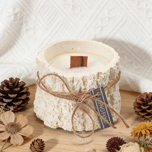 LANJO New Design Wooden Container Handmade Scented <b>Candle</b> Round Shaped for Home Decoration Christmas Mother's day - Product Image 6