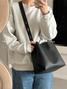PU Leather Tote Bag Large-Capacity <strong>Medium</strong> Soft Women Solid Color Crossbody Zippered Polyester Lined Daily <strong>Handbag</strong> - Product Image 3
