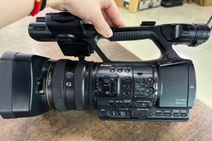 Caméra vidéo tactile HXR-NX5C de bonne qualité, caméra NX5C avec objectif G, d'occasion - Product Image 4