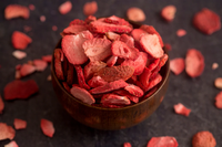 Bulkverpakking Gedroogde Hele Aardbeien Zoete Smaak IJsgekoelde Fruitthee/Instant Snack/Bakkerijdecoratie (Openlucht gekweekt)
