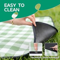 Tapis de pique-nique pliable imperméable à carreaux, couverture de plage épaisse pour le camping en plein air avec sangle de transport portable pour pique-nique