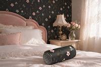 Wallpaper Bunga Tempel Sendiri Motif Mawar Vintage, Wallpaper Dinding Lepas Tempel untuk Kamar Tidur, Ruang Tamu, Dekorasi Rumah