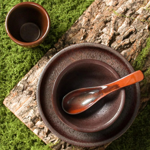 Set de Olla Caliente con Sopa Ácida de Champiñones Silvestres y Brisa de Montaña: Tazones, Platos, Tazas y Cucharas - Especial de Salida y Regreso de Mountain Departure - Product Image 3