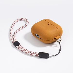 Étui en cuir de vachette véritable Crazy Horse pour <span class=keywords><strong>Airpods</strong></span> 4, style Indiana-Jones, LED avant visible, marron clair - Product Image 2