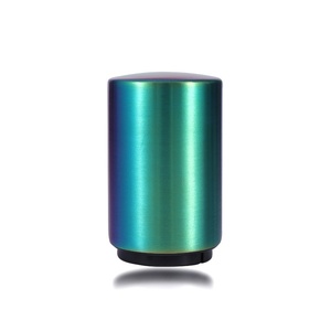 Ouvre-bouteille automatique moderne en acier inoxydable, portable, pour vin et bière, design transfrontalier, vente en gros - Product Image 1