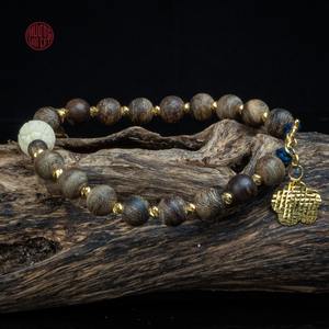 Pulsera de Agarwood de 6mm con Cuentas de Oro Mixto y Piedra Tibetana, Joyería Feng Shui - Product Image 5