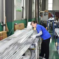 Barras de Partición de Aluminio de Alta Calidad con Certificación ISO 3003, Adecuadas para Proyectos de Construcción de Muros Cortina