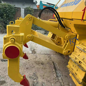 Bulldozer Komatsu japonais 85 sur chenilles, modèle 2024, excellent état avec boîte de vitesses, pompe, moteur et roulement - Prix réduit - Product Image 4