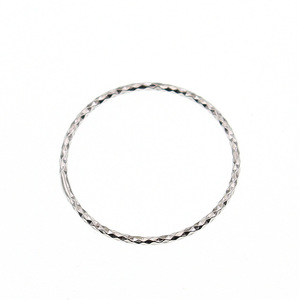 Anillo Delgado de Plata de Ley 925 Brillante, Anillo Apilable con Corte de Diamante, Cómodo para Uso Diario, Joyería Elegante - Product Image 1
