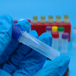 Tube cryogénique stérile sans RNase/DNase en plastique Shengfeng pour stockage à très basse température, fabriqué à Hebei - Product Image 3