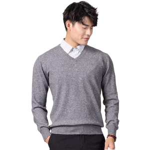 Pull tricoté ample respirant pour homme, col en V, grande taille S-3XL, couleur unie, avec logo frontal, style coréen, idéal pour l'hiver - Product Image 1