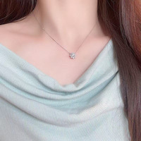 Collana con Pendente a Girasole in Diamante Sintetico Pt950, Collane alla Moda da Donna, Catenine alla Moda con Pendenti di Diamanti