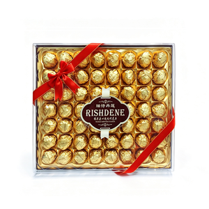 Confezione Regalo Premium di Cioccolatini Croccanti con Noci Dorati per Natale e San Valentino - Product Image 1