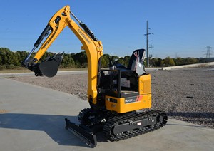 Miniexcavadora 9017F de Control Preciso, Nueva, Marca 2026, para Proyectos de Jardinería y Construcción Urbana - Product Image 2