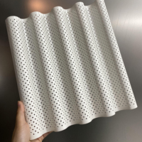 Panel de Aluminio Perforado con Corte Láser, Revestimiento con Recubrimiento en Polvo, Clase Ignífuga, Sistema de Fachada Exterior para Fábrica o Almacén
