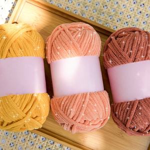 Top Fashion Sparkle Chenille Chunky Fancy Metallic Hilo de tejer a mano para ganchillo - Product Image 1