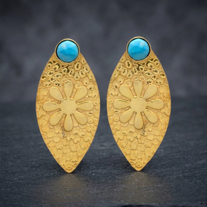 Boucles d'oreilles pendantes décontractées plaquées or avec pierres précieuses, motif pétales de fleurs ethniques, ensemble d'oreilles en onyx, nouveau style du Rajasthan pour la jeune génération - Product Image 3
