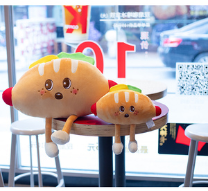 Giocattoli di Peluche di Alta Qualità Disponibili in Varie Dimensioni, Morbidi e Imbottiti, Pronti per la Consegna: Pizza, Patatine Fritte e Coscia di Pollo per Divertimento - Product Image 2