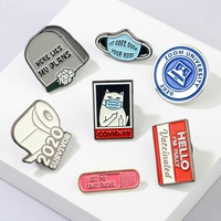 Insignias Personalizadas de Metal con Diseño de Dibujos Animados, Técnica de Estampado, Modelo con Eslogan Positivo, Empaque Individual, Promocionales para Empresas