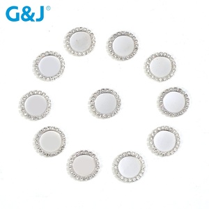 Piedra circular de ojo de gato de fondo plano con incrustaciones de garra Diamantes de imitación sueltos Base de metal de perla brillante con agujero de taladro de cadena de borde - Product Image 1