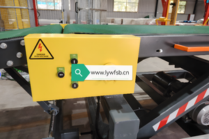 Convoyeur hydraulique multifonctionnel de chargement et de <span class=keywords><strong>d</strong></span>échargement de conteneurs pour une ligne de production polyvalente dans des scénarios de fret complexes - Product Image 3