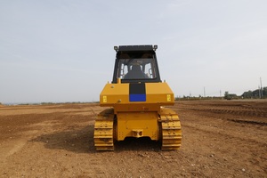 Produits les plus vendus Nouveau mini-bulldozer hydraulique sur chenilles de 176 ch Sem816 Sem816d avec lame et ripper en option - Product Image 6