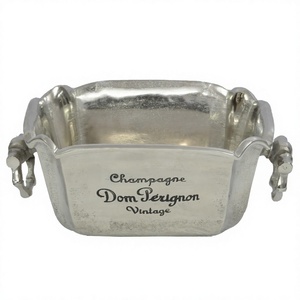 Grand bac à boissons argenté avec poignée en aluminium massif pour le vin à champagne Design artisanal Décoration intérieure Bac à glace décoratif - Product Image 1