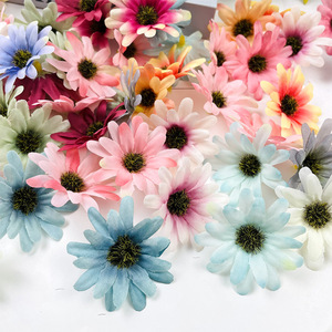 Horquilla con Flor de Margarita Artificial de 4.5cm, Flor de Seda, Accesorios de Fotografía para Bodas, Decoraciones - Product Image 3
