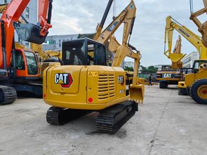 Miniexcavadora Usada CAT 305.5E2, Excavadora Pequeña Original Caterpillar de 5 Toneladas con Cabina Cerrada y Hoja de Empuje - Product Image 4