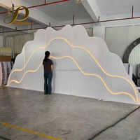 Panneau acrylique PVC multicouche en forme de nuages et de montagnes JINDA Luxury Clouds Mountains Shape, éclairage LED incurvé, toile de fond acrylique pour décoration de mariage