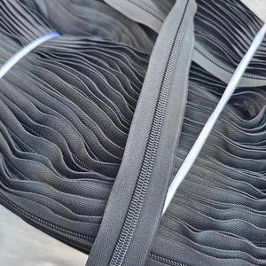 Chaîne à <span class=keywords><strong>fermeture</strong></span> éclair en nylon continue à prix bas 200 mètres 200 mètres de rouleau écologique en kg pour l'<span class=keywords><strong>utilisation</strong></span> du vêtement - Product Image 4