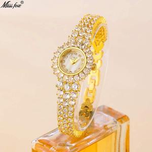 Reloj de Cuarzo con Incrustaciones de Circonio y Cobre de Alta Gama, Elegante y a la Moda para Mujer - Product Image 3