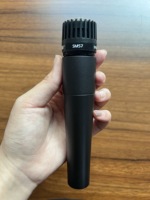 Microphone Filaire Professionnel SM57 - Connecteur XLR, Conception Portable avec Support pour Scène