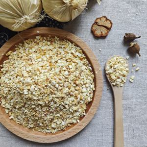 Gránulos de ajo triturado procesados al horno de Venta caliente deshidratados vegetales de raíz pelada envasados a granel granos secos de ajo <span class=keywords><strong>AD</strong></span> - Product Image 2