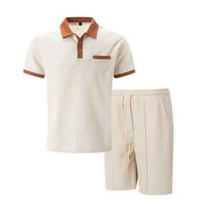 Conjunto de Camiseta Polo y Pantalones Cortos para Hombre, Tejido de Punto Crema, Poliéster/Algodón, Sin Costuras, Color Sólido, Transpirable, Estilo Casual para Otoño, con Ribete Marrón - Product Image 1