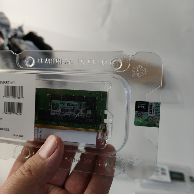 P00924-B21/ P06189-001  32GB DDR4 2933MHz ECC REG RDIMM Server RAM Memory