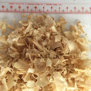 Virutas de madera de pino amarillo claro para ropa de cama de caballos de VIETNAM por Gia Nguyen - Product Image 2