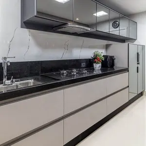 Vitrina de cocina de acero inoxidable con encimera de mármol, mueble de cocina de estilo agitador negro con diseño de línea