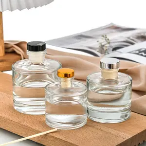 Wholesale 150ml Luxury round Glass Diffuser Bottle with Reed Stick Custom Logo Aroma Perfume Fragrance Bottle Screw Cap