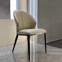 Chaise de salon en cuir véritable de luxe léger, design nordique minimaliste moderne, accoudoirs rembourrés doux, dossier solide, pieds en métal stables