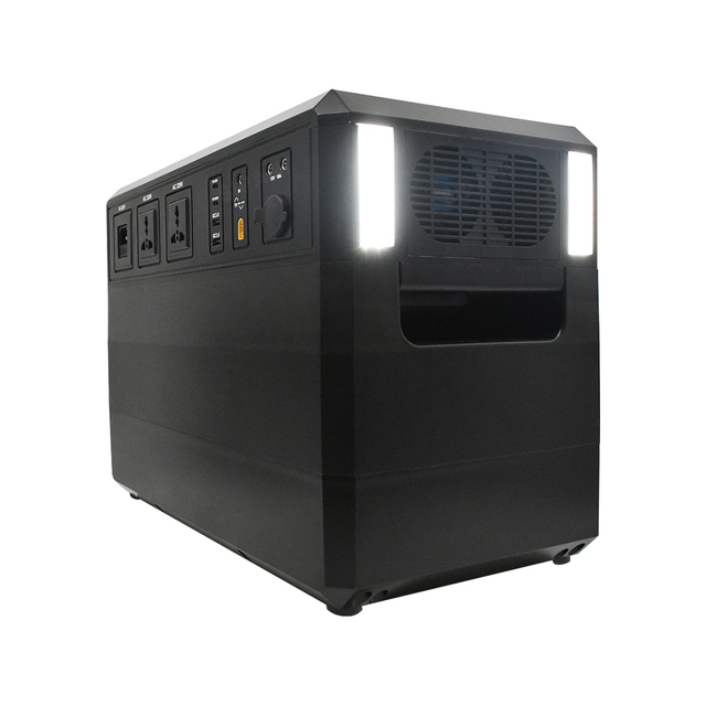 IP65 Waterproof Portable Power Station Convenient Outdoor 2000W High Power Energy Storage Power Station