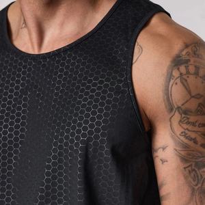 Camiseta sin mangas de punto transpirable con cuello redondo de elastano para hombre, talla grande, de algodón, informal, de malla, al por mayor y personalizada - Product Image 6