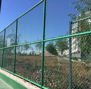 Clôture en treillis métallique vert revêtu pour extérieur avec poteaux en acier pour l'installation sur les terrains de sport - Product Image 6