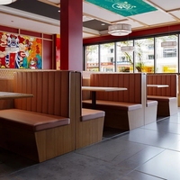 Ensemble de mobilier de restaurant en bois massif personnalisable de haute qualité, table de buffet commerciale, chaises en cuir, canapé, banquette, salle à manger, café