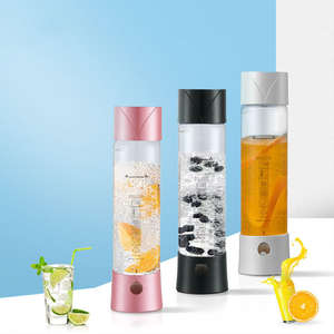 Soda Water Maker Portable Potable Étincelant Gazeux Fabricant D'<span class=keywords><strong>eau</strong></span> Portable <span class=keywords><strong>Fontaine</strong></span> Machine Bullé DIY Fun <span class=keywords><strong>Prix</strong></span> 750ml - Product Image 2