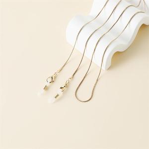 โซ่แว่นตาโลหะแบบโซ่ลายงู 2.0 สำหรับผู้หญิงใส่ได้ทุกวัน - Product Image 4