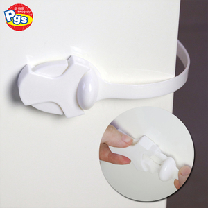 PRODIGY TL001 Cerradura Autoadhesiva de Plástico para Inodoros y Puertas de Armarios - Seguridad Infantil de Instalación Rápida - Product Image 6