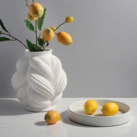 Nouveau Design Feuille Forme Moderne Fait À la Main Blanc Nordique Vase à Fleurs En Céramique Pour La Décoration De La Maison